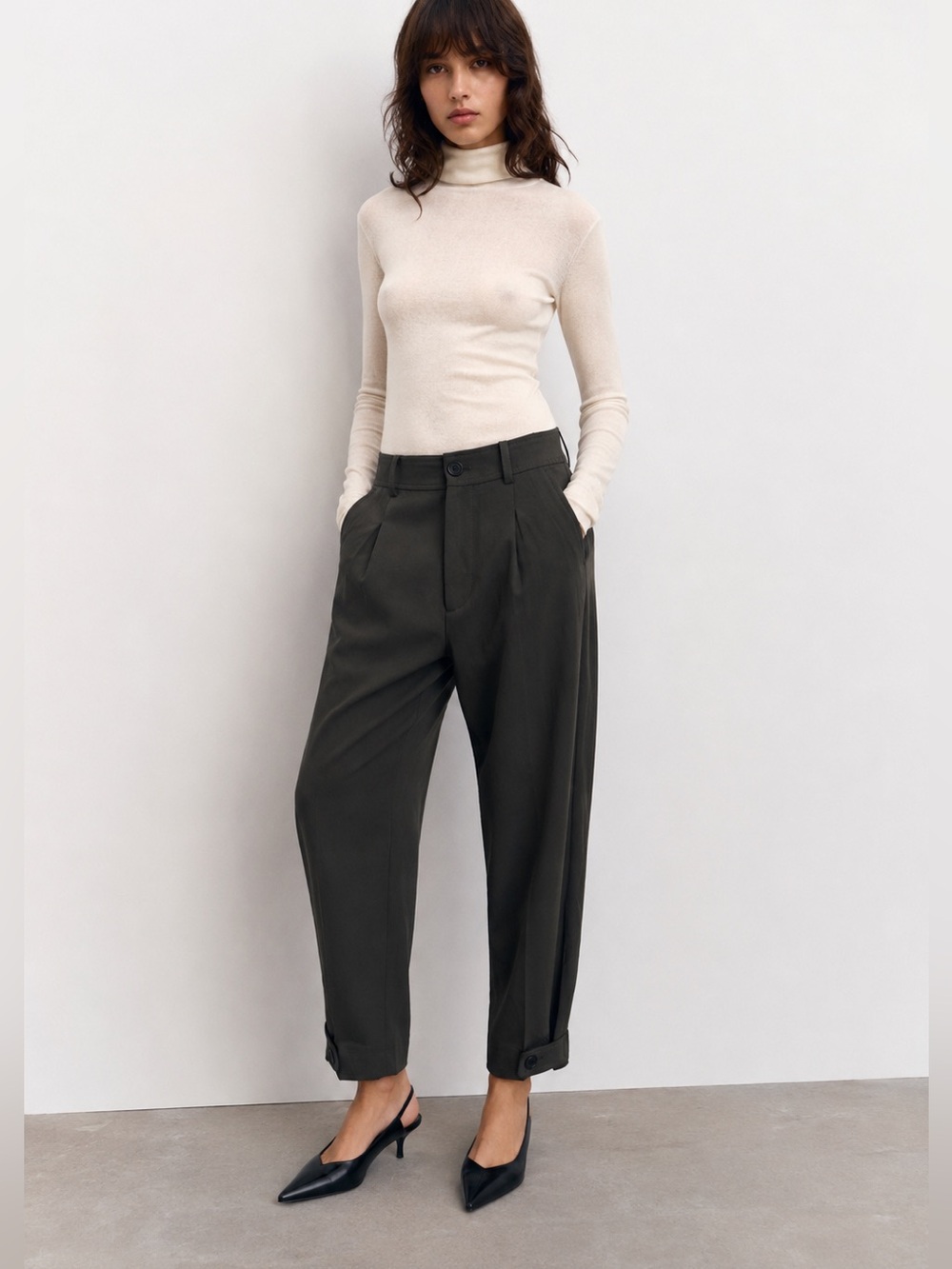 Zara High Waist Olive Green Pleated Ankle Pants XS Cropped Tapered Trouser